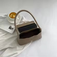 Elegant Retro Minimalist Shoulder Bag